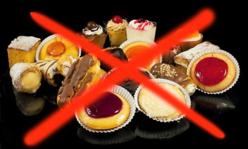 Стоматологи объявили бойкот сладостям